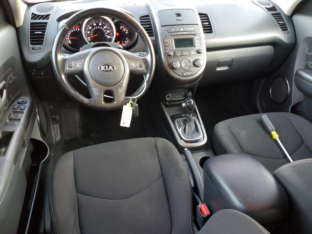 2013 KIA Soul VIN KNDJT2A61D7521056 Copart auction photo, vandalism / minor dent/scratches damage thumbnail 8