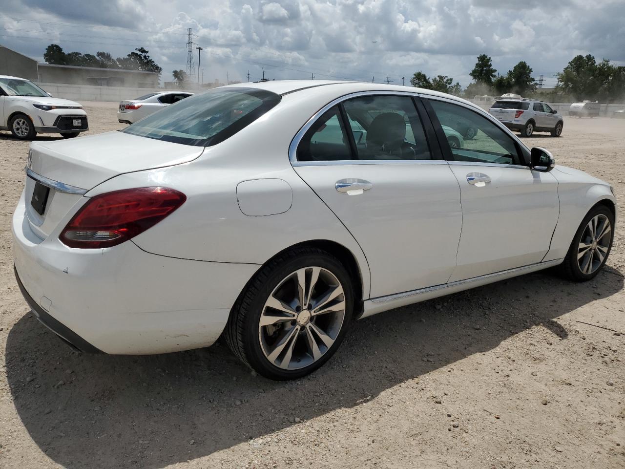 2015 Mercedes-Benz C-klasse VIN 55SWF4JB7FU079188 Copart auction photo, water/flood damage thumbnail 3
