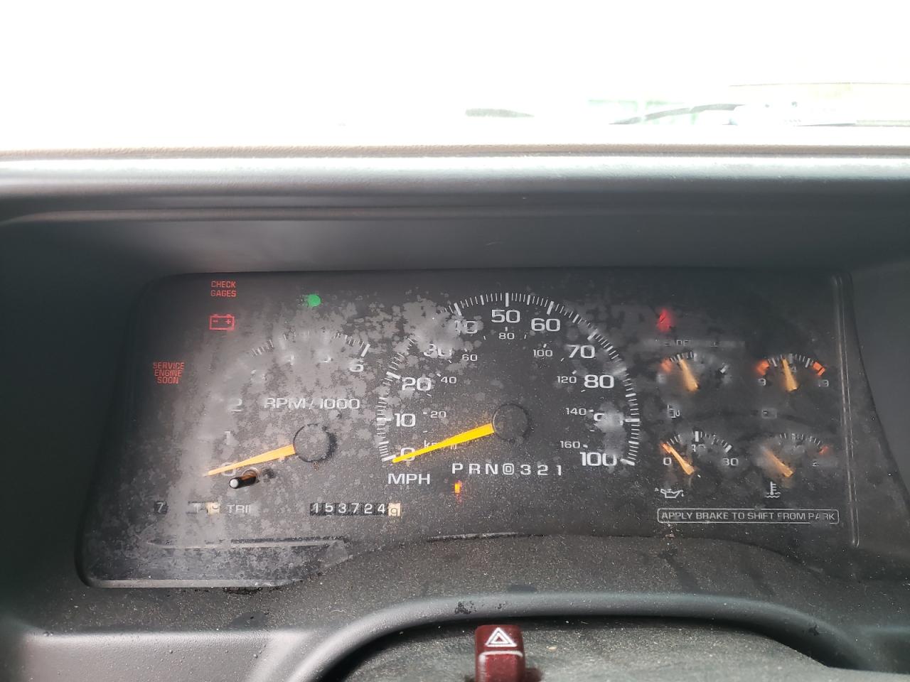 1999 Chevrolet Tahoe VIN 1GNEK13R8XJ397792 Copart auction photo, front end damage thumbnail 9