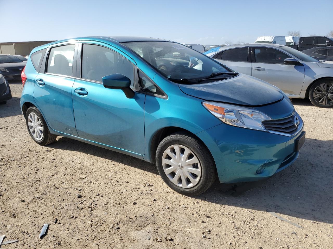2016 Nissan Versa VIN 3N1CE2CP7GL368758 Copart auction photo, side / minor dent/scratches damage thumbnail 4