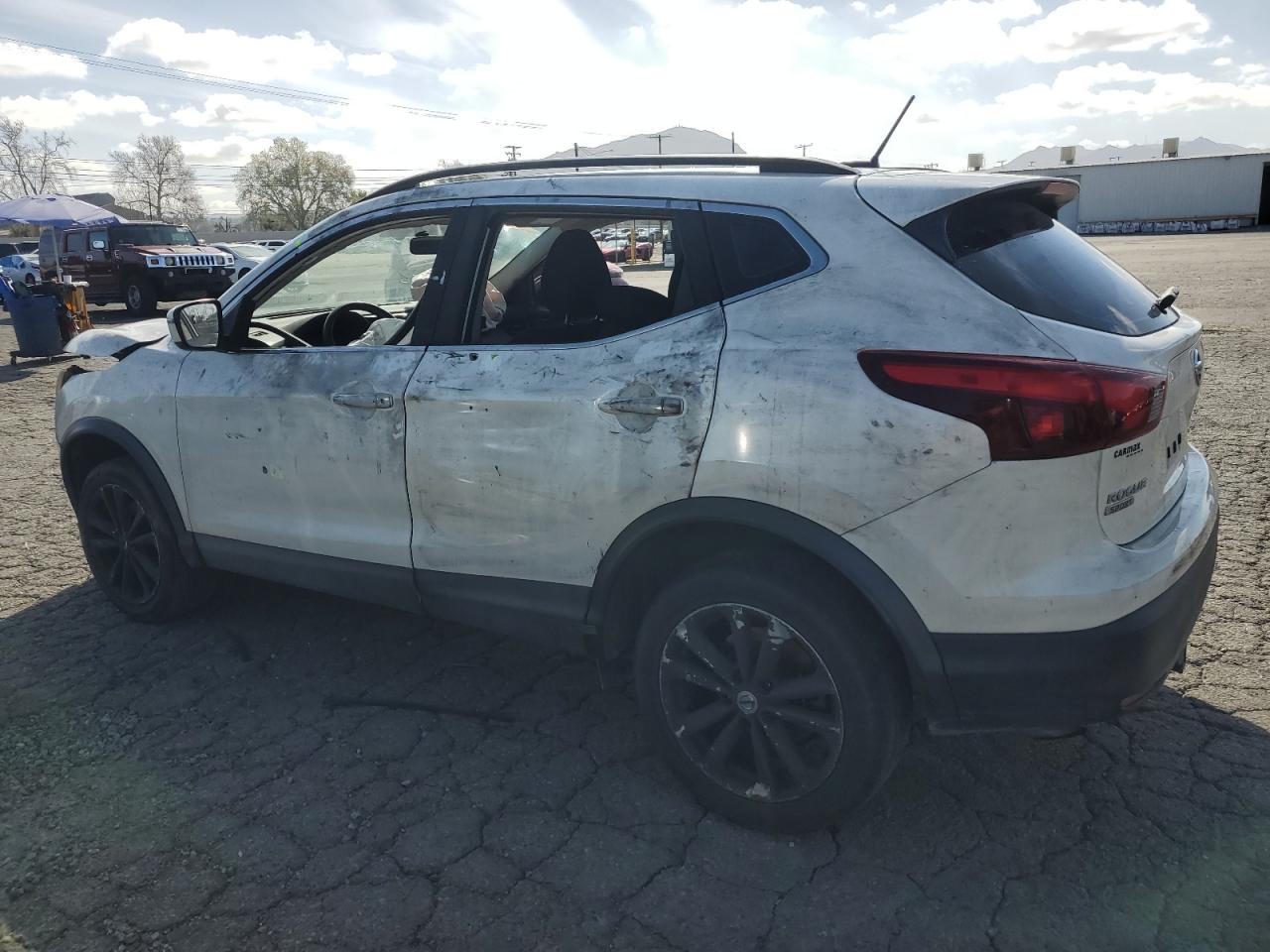 2017 Nissan Rogue VIN JN1BJ1CP8HW008377 Copart auction photo, front end / vandalism damage thumbnail 2
