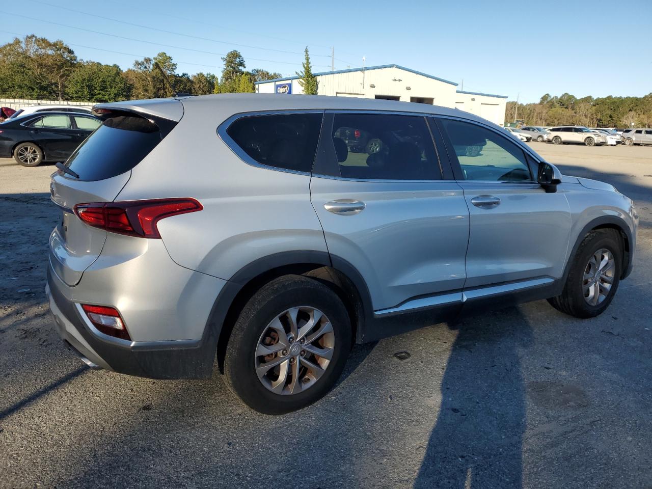 2019 Hyundai Santa Fe VIN 5NMS23ADXKH030566 Copart auction photo, side damage thumbnail 3