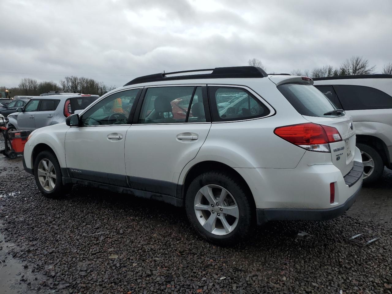 2014 Subaru Outback VIN 4S4BRBAC2E3279326 Copart auction photo, rear end / rear end damage thumbnail 2