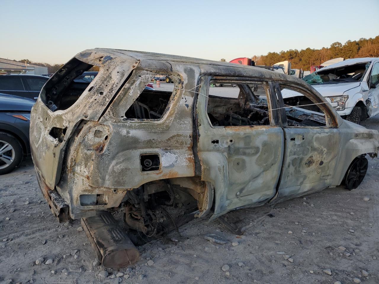 2013 GMC Terrain VIN 2GKALMEK5D6323216 Copart auction photo, burn damage thumbnail 3