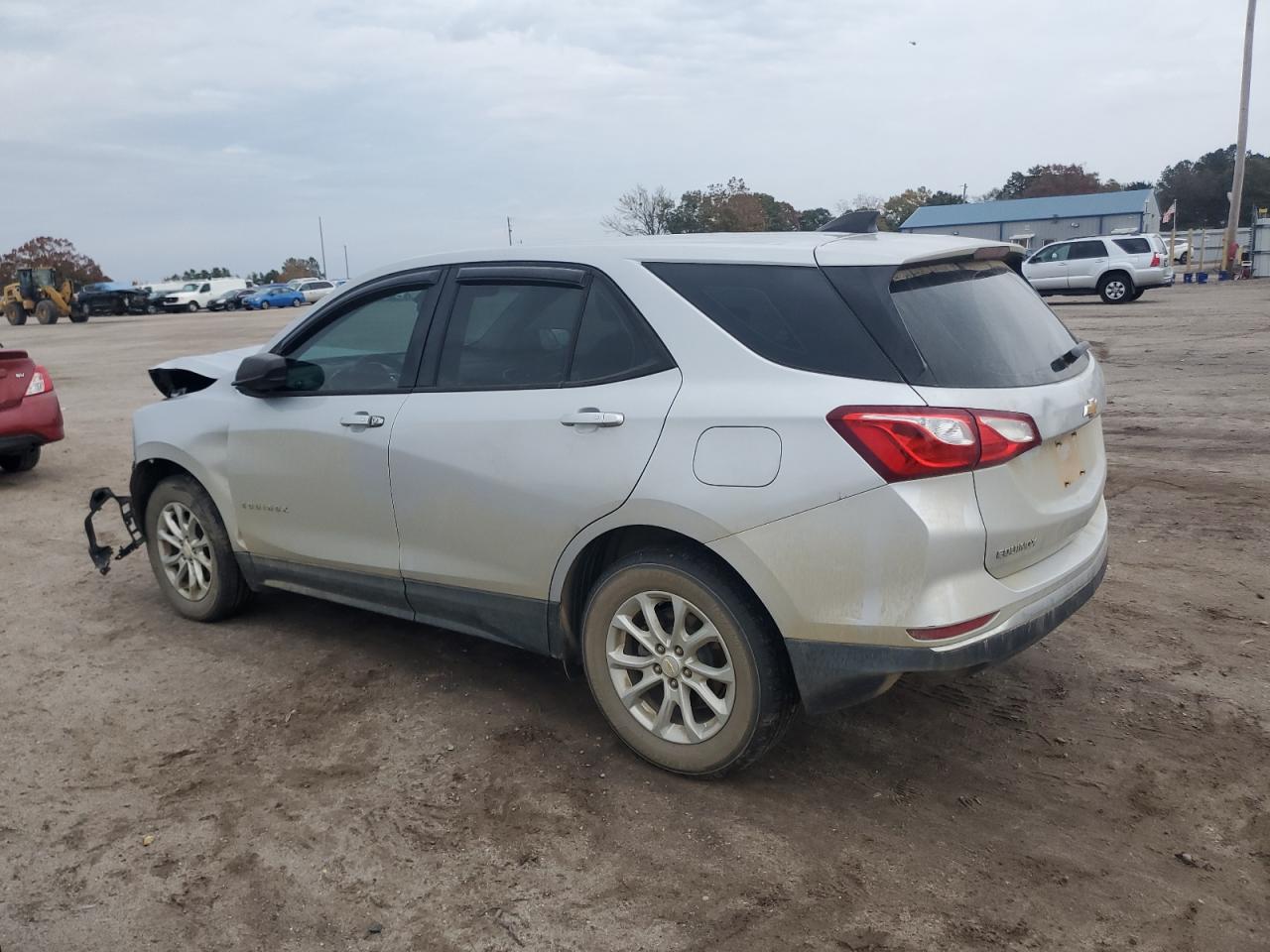 2018 Chevrolet Equinox VIN 2GNAXHEV3J6239321 Copart auction photo, front end damage thumbnail 2