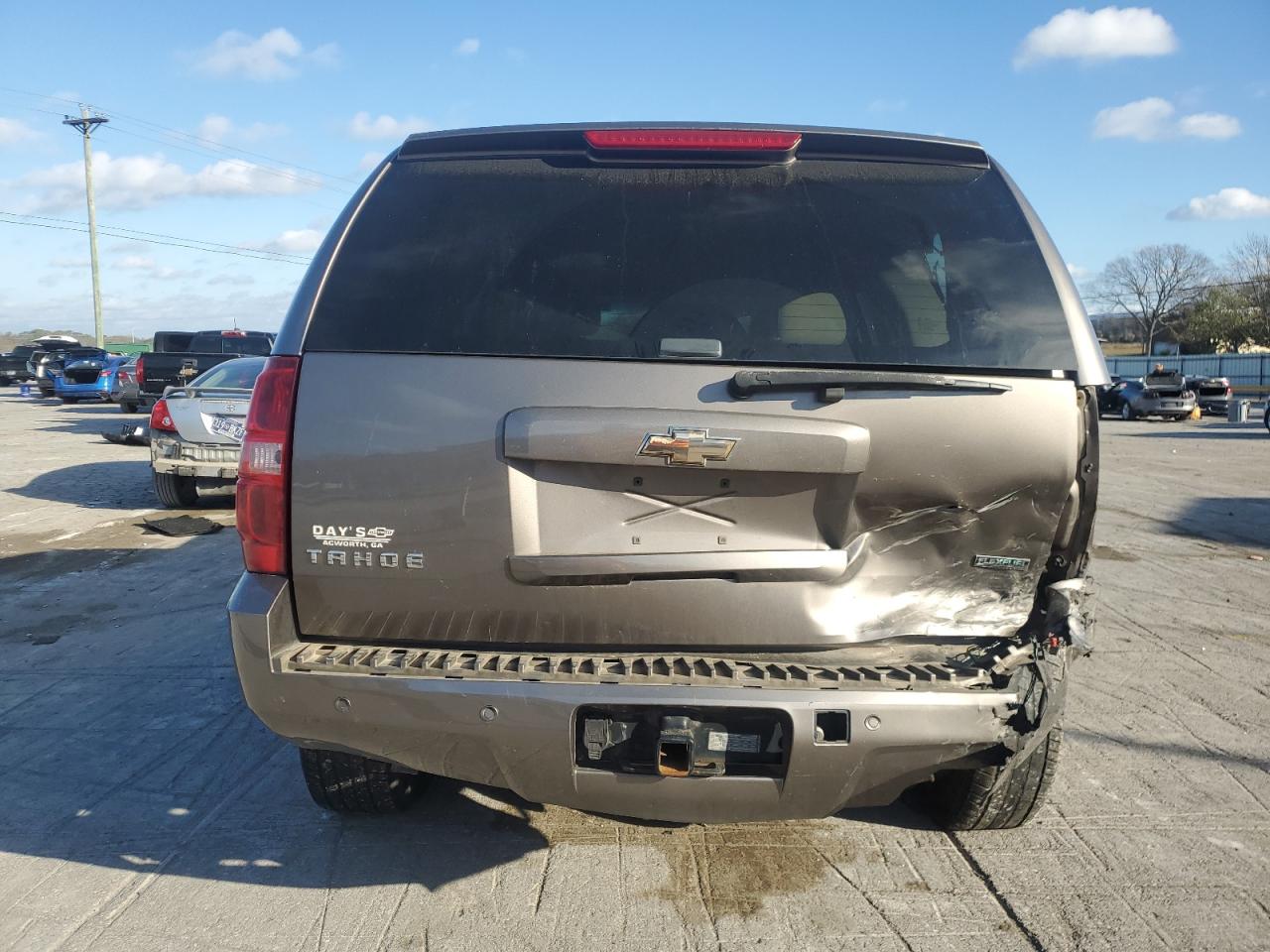 2011 Chevrolet Tahoe VIN 1GNSCBE01BR141038 Copart auction photo, all over damage thumbnail 6