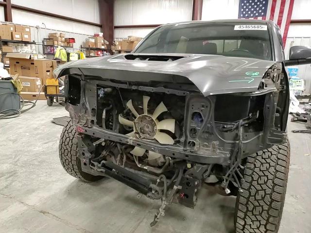 2018 Toyota Tacoma VIN 3TMDZ5BN0JM038677 Copart auction photo, front end damage thumbnail 11