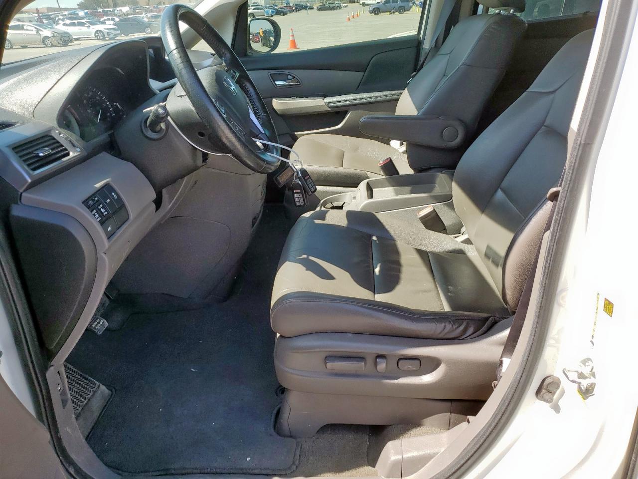 2014 Honda Odyssey VIN 5FNRL5H67EB122190 Copart auction photo, hail damage thumbnail 7