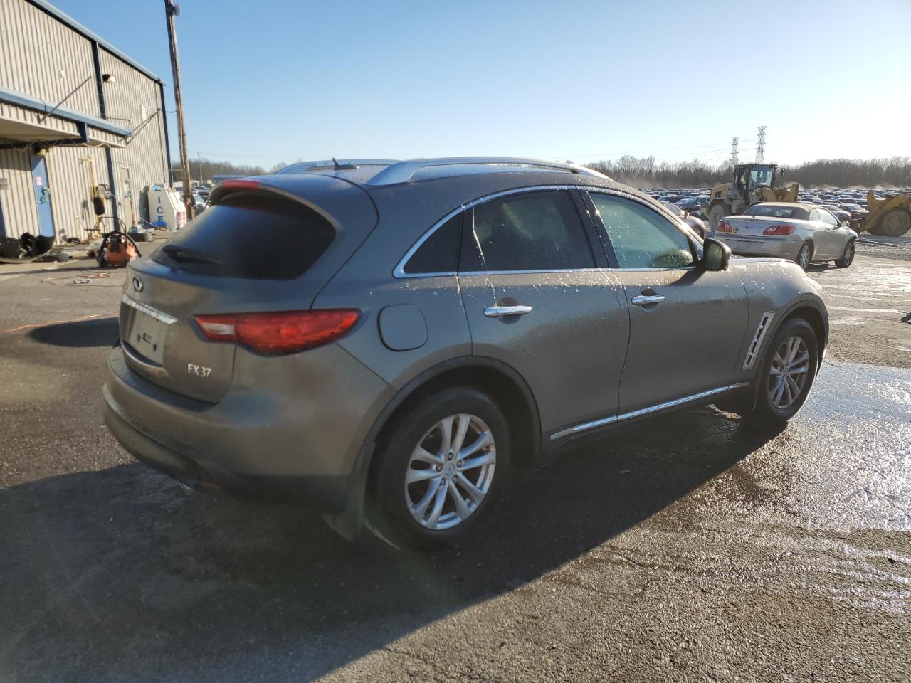 2013 Infiniti FX VIN JN8CS1MU0DM141373 Copart auction photo, vandalism damage thumbnail 3