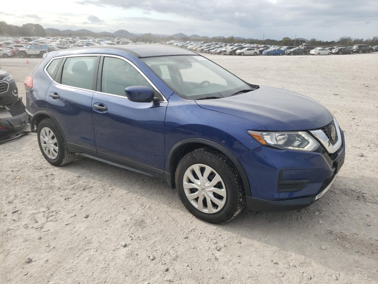 2019 Nissan Rogue VIN 5N1AT2MT6KC818227 Copart auction photo, rear end damage thumbnail 4