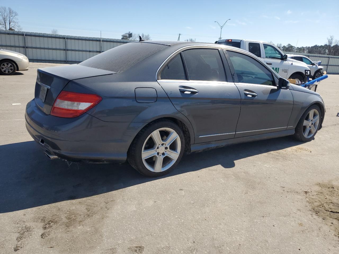 2011 Mercedes-Benz C-klasse VIN WDDGF5EB9BA519300 Copart auction photo, front end / undercarriage damage thumbnail 3