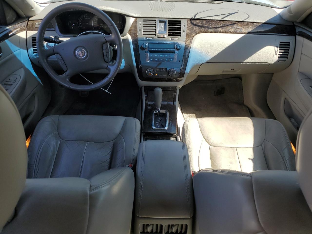 2010 Cadillac DTS VIN 1G6KA5EY8AU125083 Copart auction photo, front end damage thumbnail 8