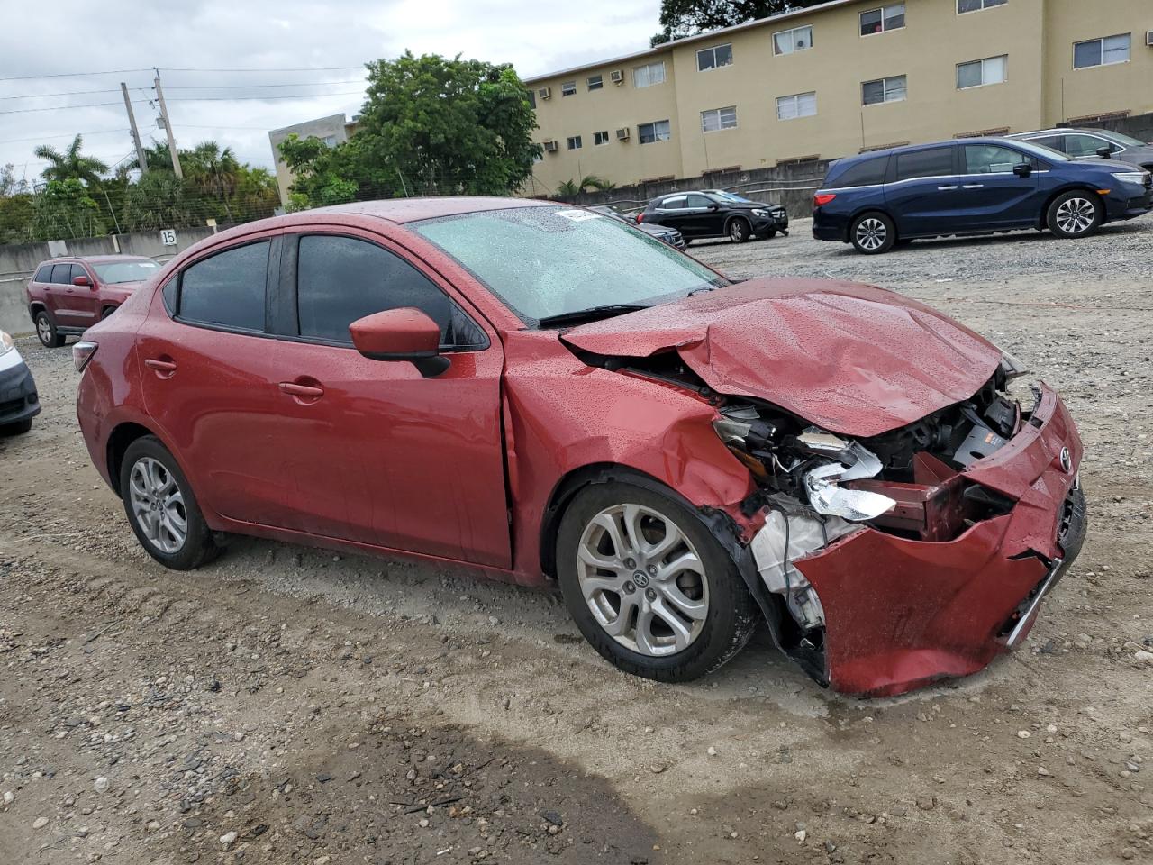 2017 Toyota Yaris VIN 3MYDLBYV7HY168001 Copart auction photo, front end / side damage thumbnail 4