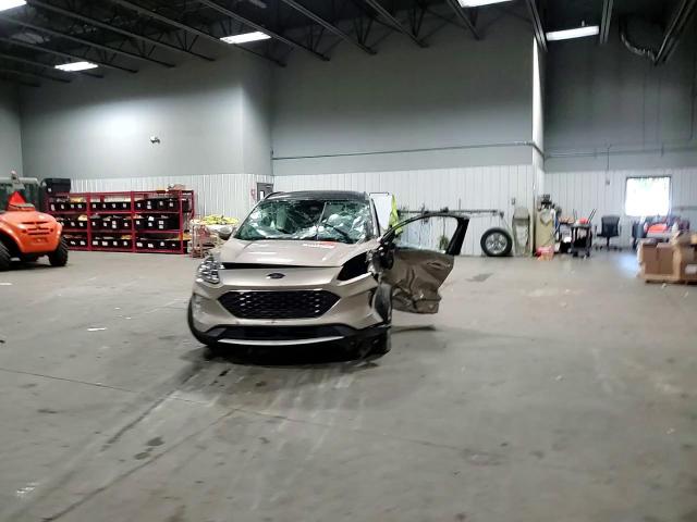 2020 Ford Escape VIN 1FMCU9J95LUA29988 Copart auction photo, front end / side damage thumbnail 11