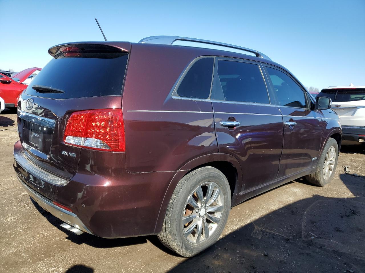 2013 KIA Sorento VIN 5XYKWDA20DG318621 Copart auction photo, front end damage thumbnail 3