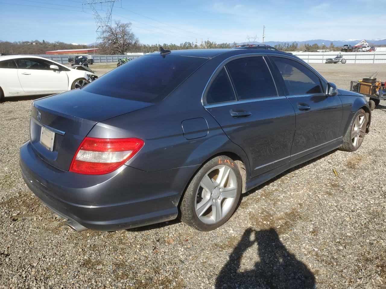 2011 Mercedes-Benz C-klasse VIN WDDGF5EB2BR153374 Copart auction photo, front end damage thumbnail 3