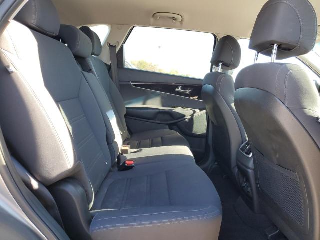 2017 KIA Sorento VIN 5XYPG4A3XHG204532 Copart auction photo, hail damage thumbnail 11