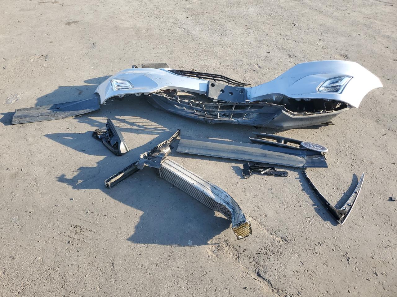 2019 Chevrolet Equinox VIN 2GNAXKEV2K6211315 Copart auction photo, front end / side damage thumbnail 15
