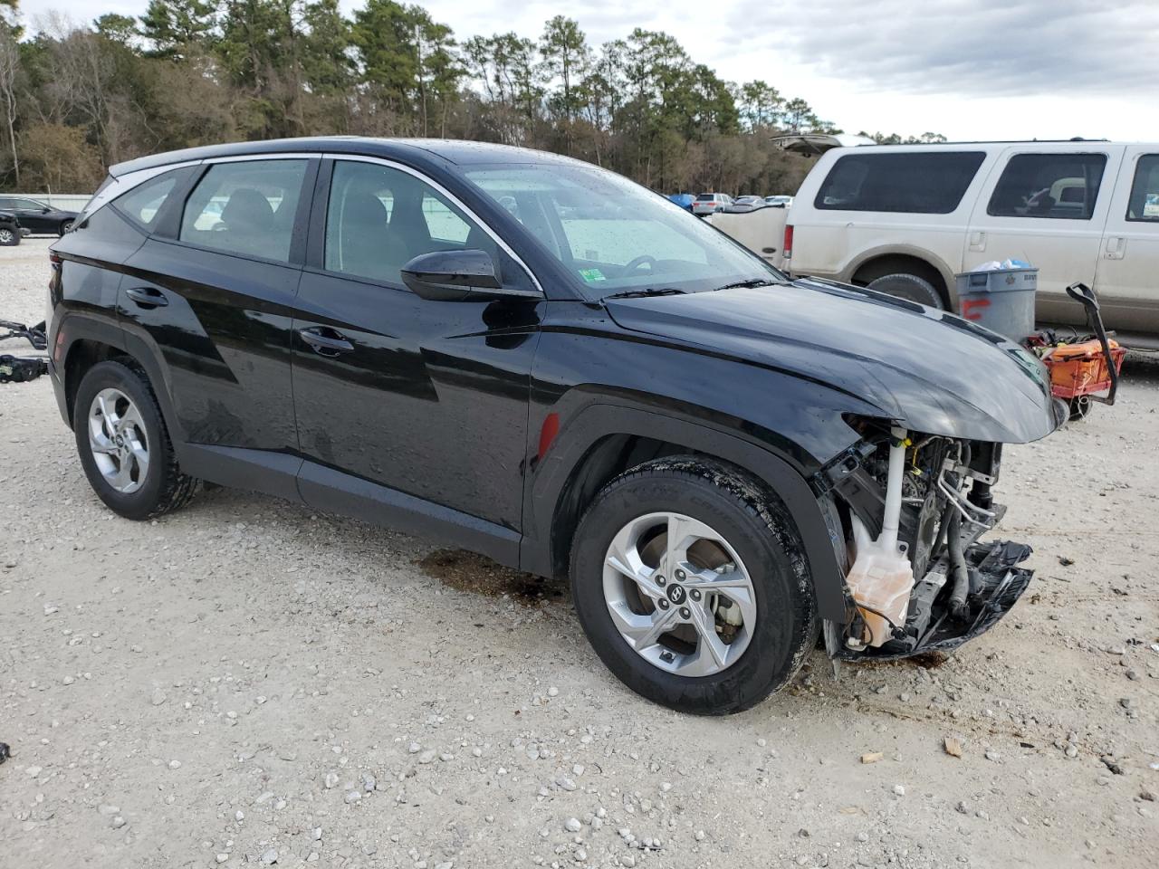 2024 Hyundai Tucson VIN 5NMJA3DEXRH327592 Copart auction photo, front end / side damage thumbnail 4