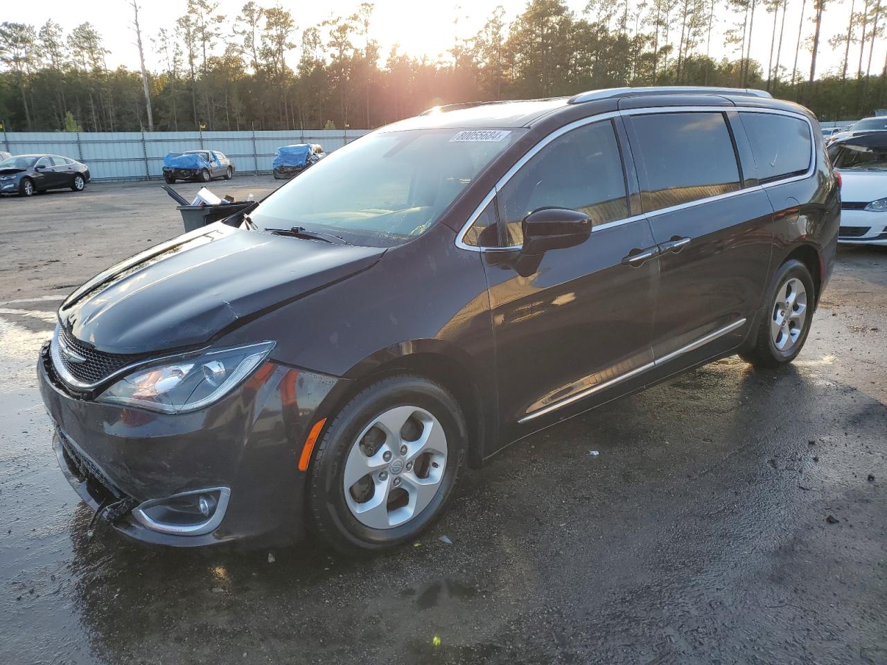 2017 Chrysler Pacifica VIN 2C4RC1EG2HR851213