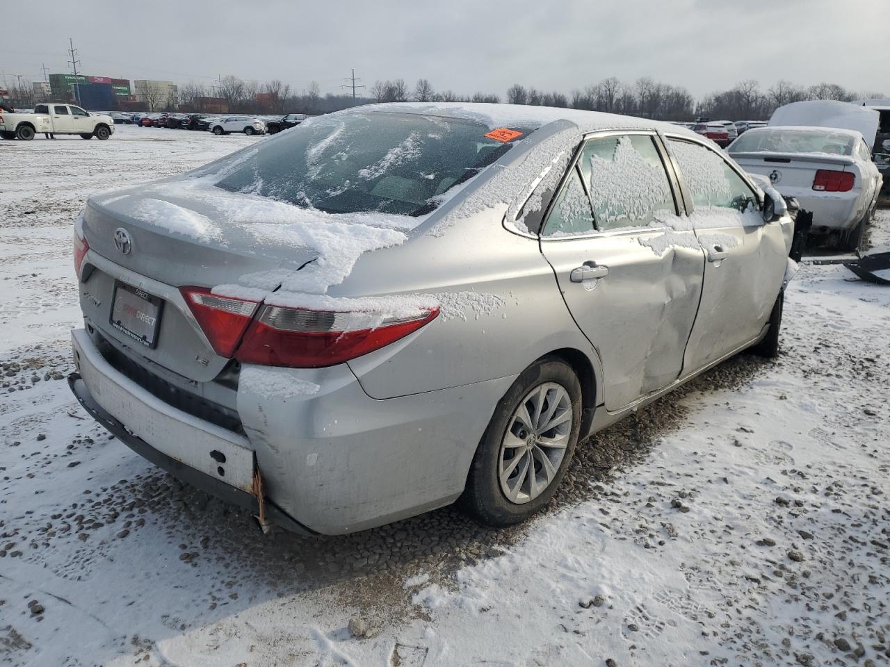 2015 Toyota Camry VIN 4T1BF1FK0FU099499 Copart auction photo, all over damage thumbnail 3