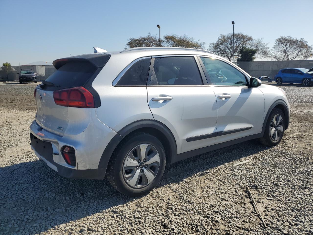 2020 KIA Niro VIN KNDCB3LC8L5438836 Copart auction photo, rear end damage thumbnail 3