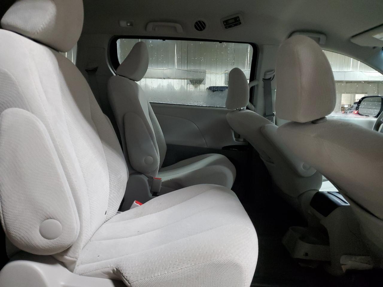 2013 Toyota Sienna VIN 5TDJK3DC9DS056350 Copart auction photo, all over damage thumbnail 11