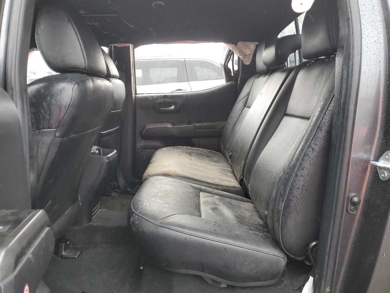 2022 Toyota Tacoma VIN 3TMDZ5BN0NM136842 Copart auction photo, rollover damage thumbnail 10