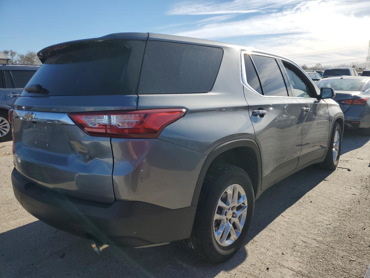 2020 Chevrolet Traverse VIN 1GNERFKW1LJ292022 Copart auction photo, all over / side damage thumbnail 3