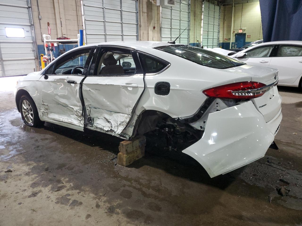 2018 Ford Fusion VIN 3FA6P0G77JR203001 Copart auction photo, side / rear end damage thumbnail 2