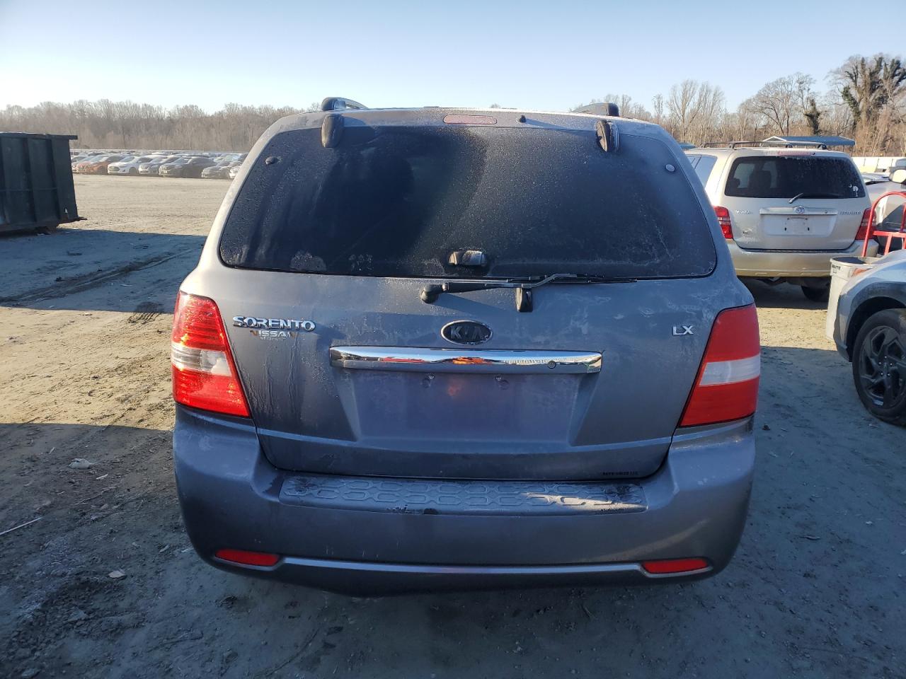 2008 KIA Sorento VIN KNDJC735785786955 Copart auction photo, front end damage thumbnail 6