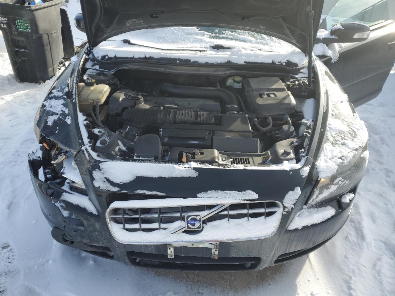 2010 Volvo C70 VIN YV1672MC9AJ091846 Copart auction photo, front end damage thumbnail 12
