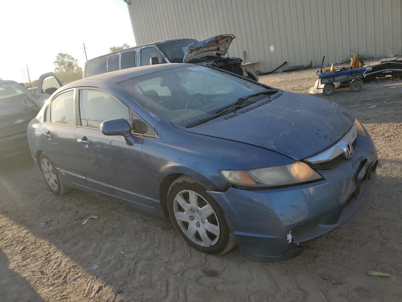 2009 Honda Civic VIN 2HGFA16519H325167 Copart auction photo, front end / minor dent/scratches damage thumbnail 4