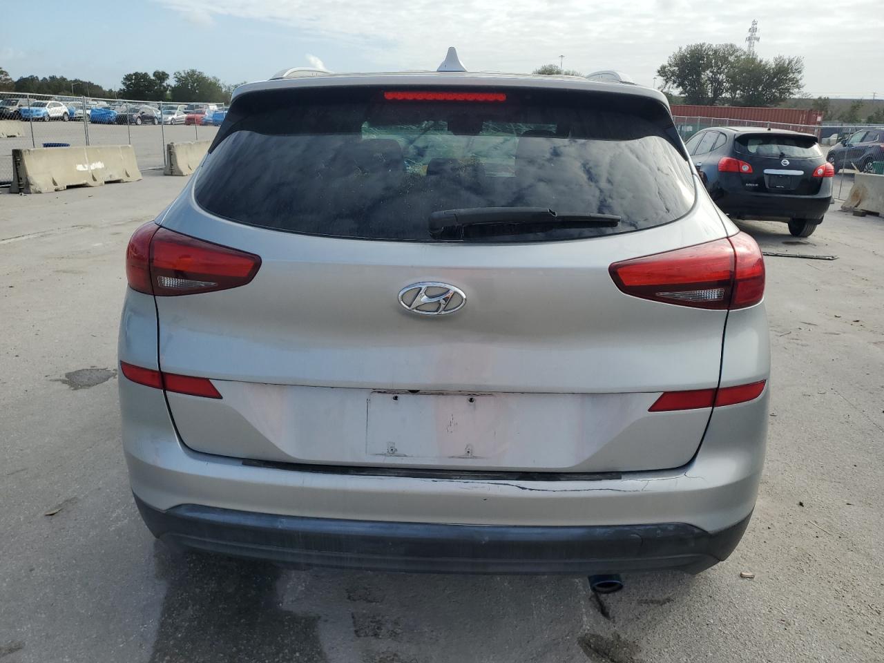 2020 Hyundai Tucson VIN KM8J33A4XLU187822 Copart auction photo, front end damage thumbnail 6
