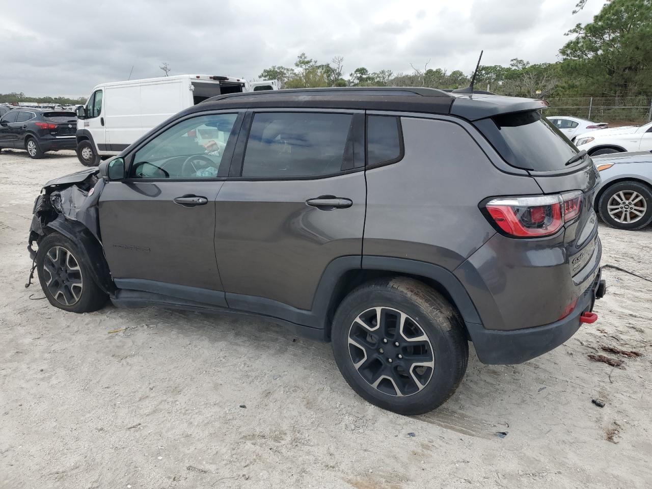 2019 Jeep Compass VIN 3C4NJDDB5KT703850 Copart auction photo, front end damage thumbnail 2
