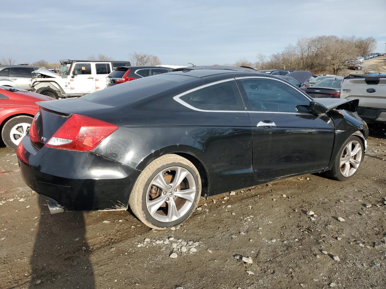 2012 Honda Accord VIN 1HGCS2B87CA010059 Copart auction photo, front end / minor dent/scratches damage thumbnail 3
