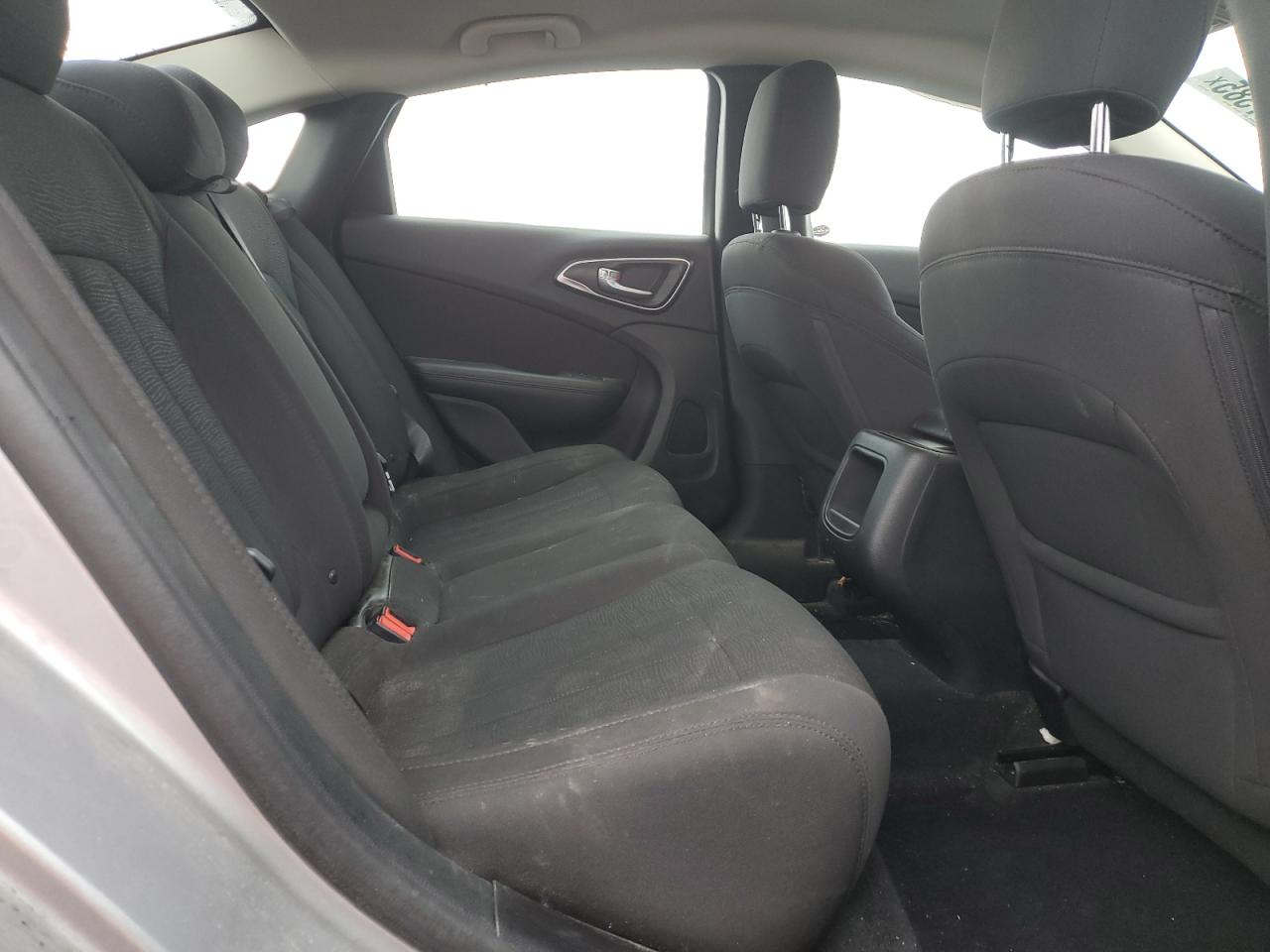 2016 Chrysler 200 VIN 1C3CCCFB8GN175113 Copart auction photo, front end damage thumbnail 10