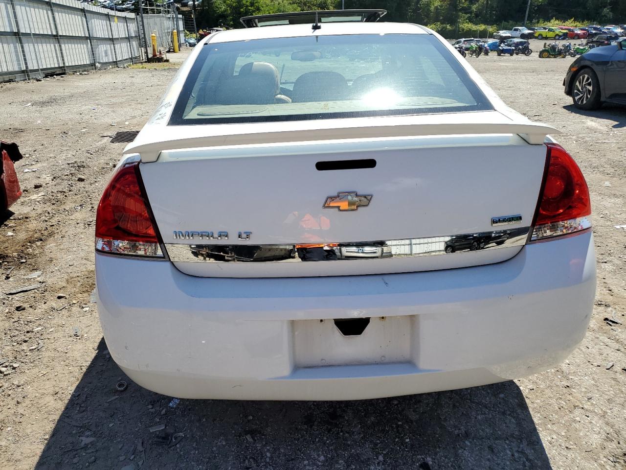 2011 Chevrolet Impala VIN 2G1WG5EK5B1283993 Copart auction photo, minor dent/scratches damage thumbnail 6