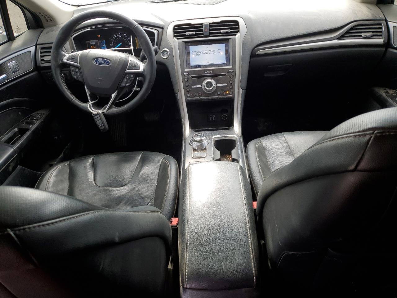 2019 Ford Fusion VIN 3FA6P0LU5KR109258 Copart auction photo, front end / side damage thumbnail 8