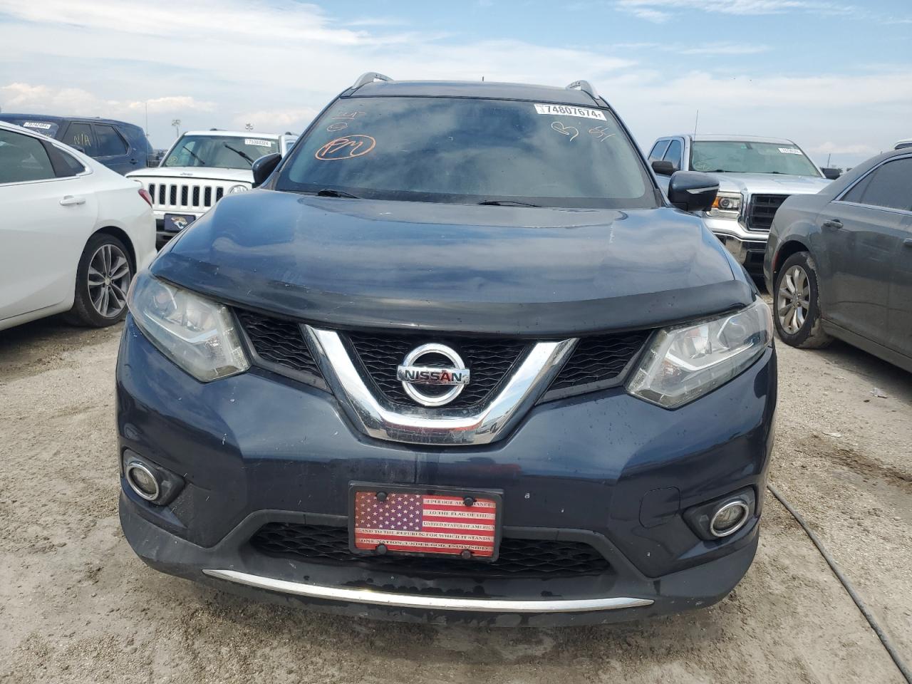 2015 Nissan Rogue VIN 5N1AT2MT2FC774815 Copart auction photo, water/flood damage thumbnail 5