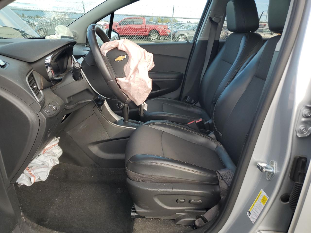 2021 Chevrolet Trax VIN KL7CJLSB6MB357300 Copart auction photo, front end damage thumbnail 7