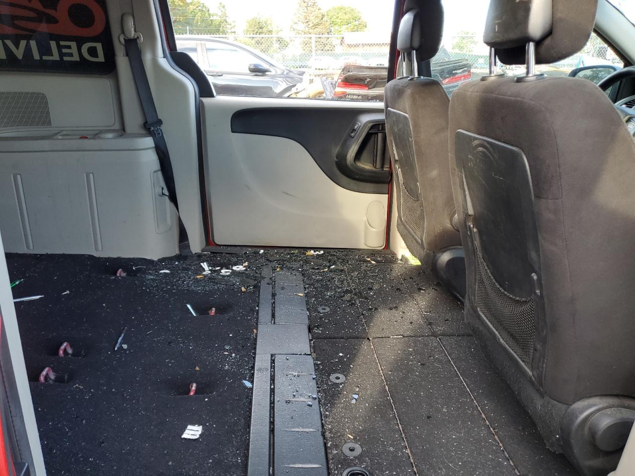 2013 Dodge Caravan VIN 2C4RDGCG4DR752003 Copart auction photo, top/roof damage thumbnail 11