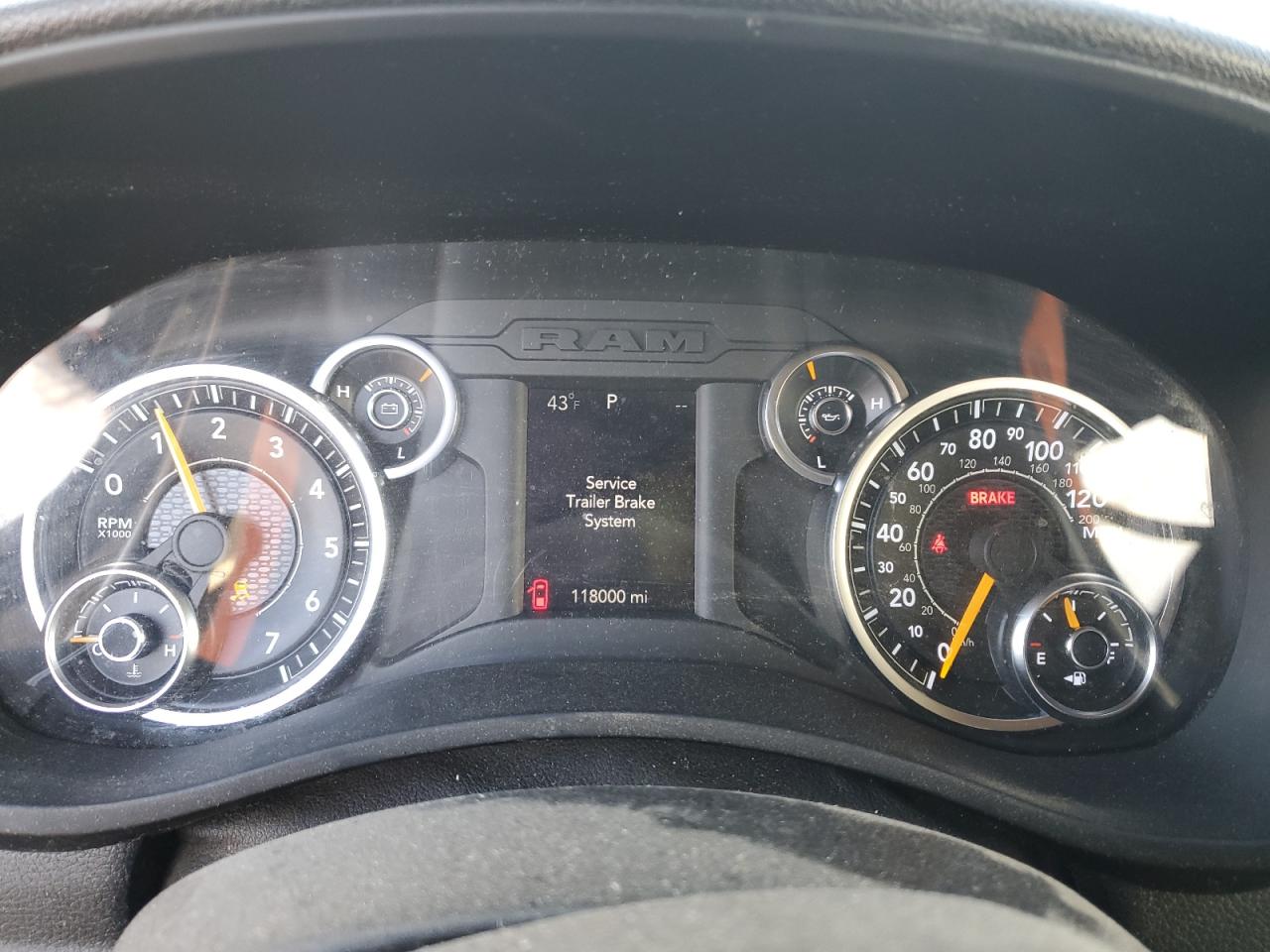 2019 RAM 2500 VIN 3C6UR5CJ0KG633225 Copart auction photo, front end damage thumbnail 9
