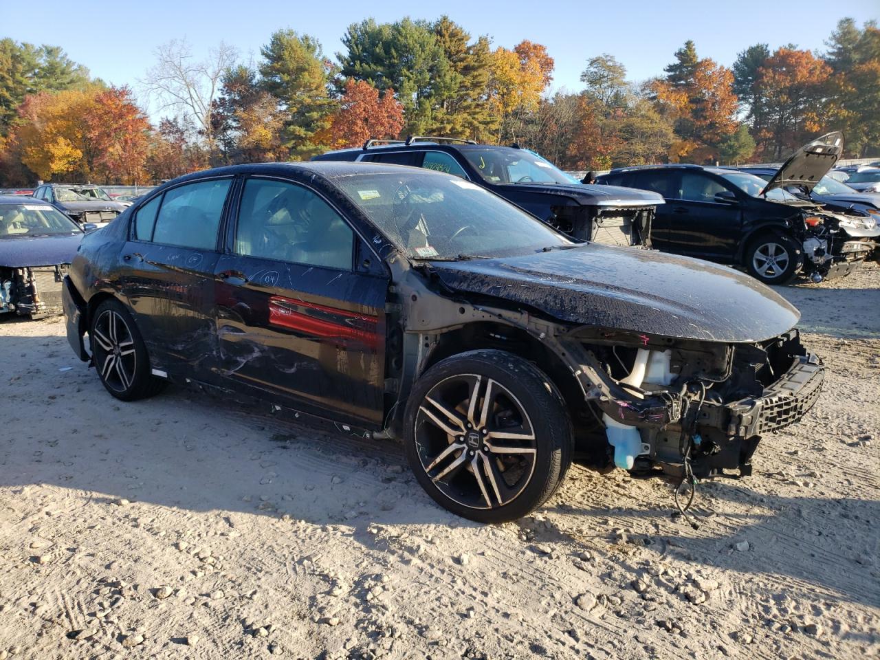 2017 Honda Accord VIN 1HGCR2F59HA024922 Copart auction photo, front end / side damage thumbnail 4