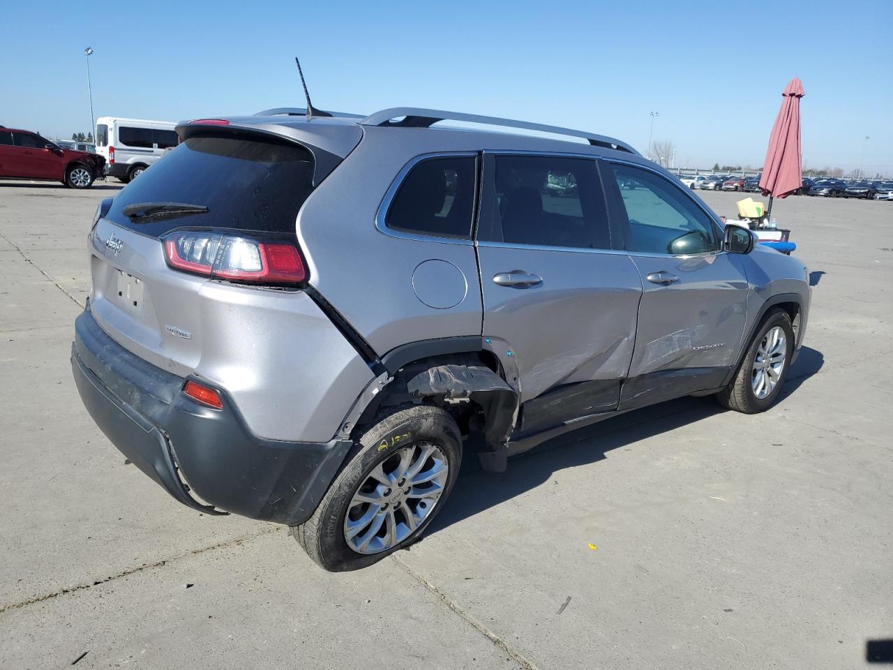2019 Jeep Grand Cherokee VIN 1C4PJLCB6KD285423 Copart auction photo, rear end / side damage thumbnail 3