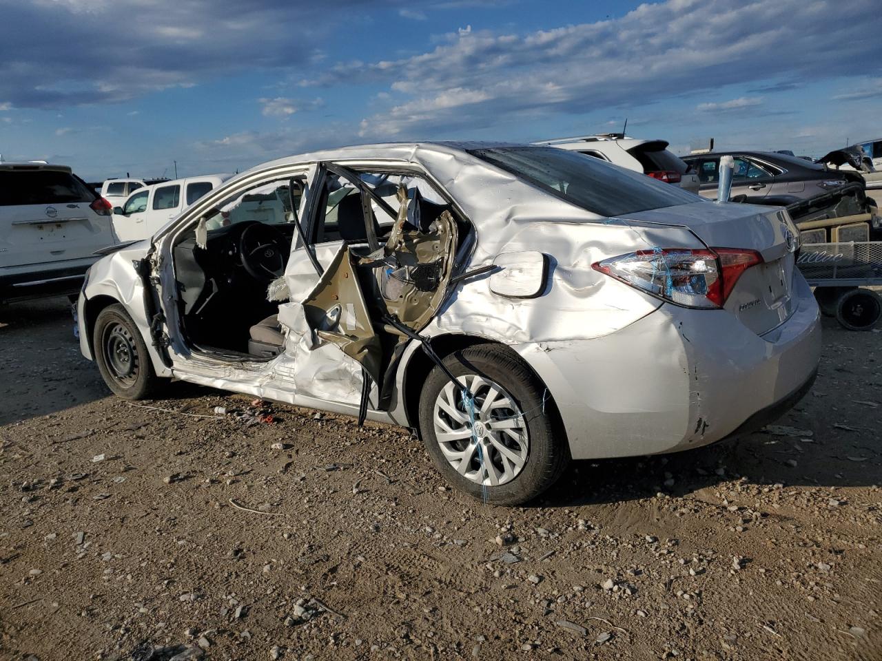 2018 Toyota Corolla VIN 5YFBURHE3JP742532 Copart auction photo, all over damage thumbnail 2