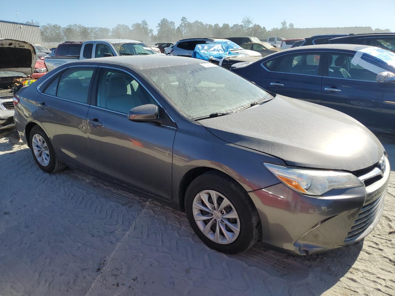 2015 Toyota Camry VIN 4T4BF1FKXFR498281 Copart auction photo, water/flood damage thumbnail 4