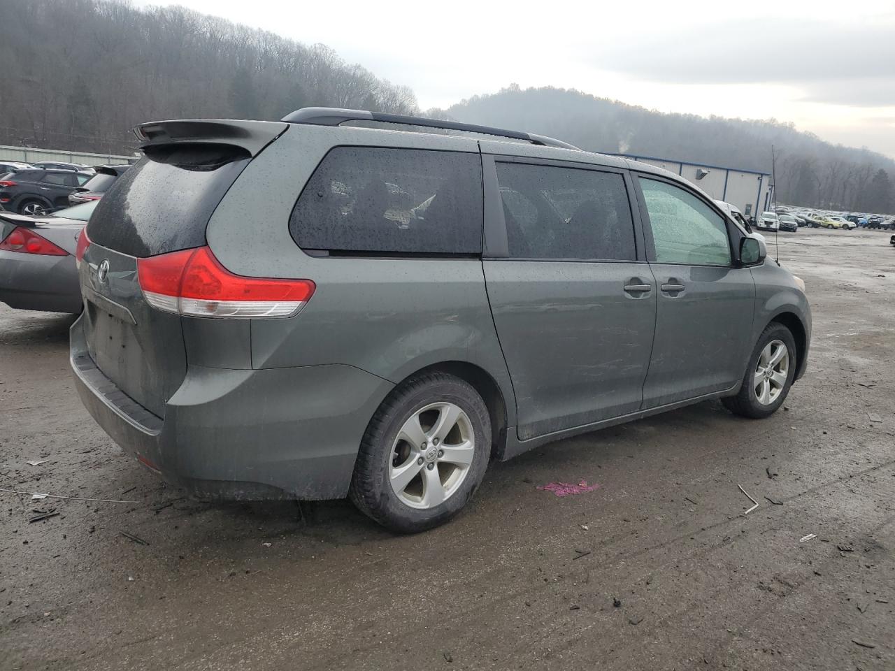 2014 Toyota Sienna VIN 5TDKK3DC3ES518035 Copart auction photo, side / rear end damage thumbnail 3