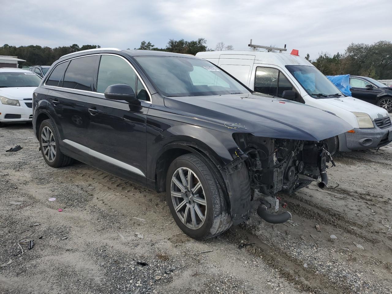 2018 Audi Q7 VIN WA1LHAF78JD037589 Copart auction photo, front end damage thumbnail 4