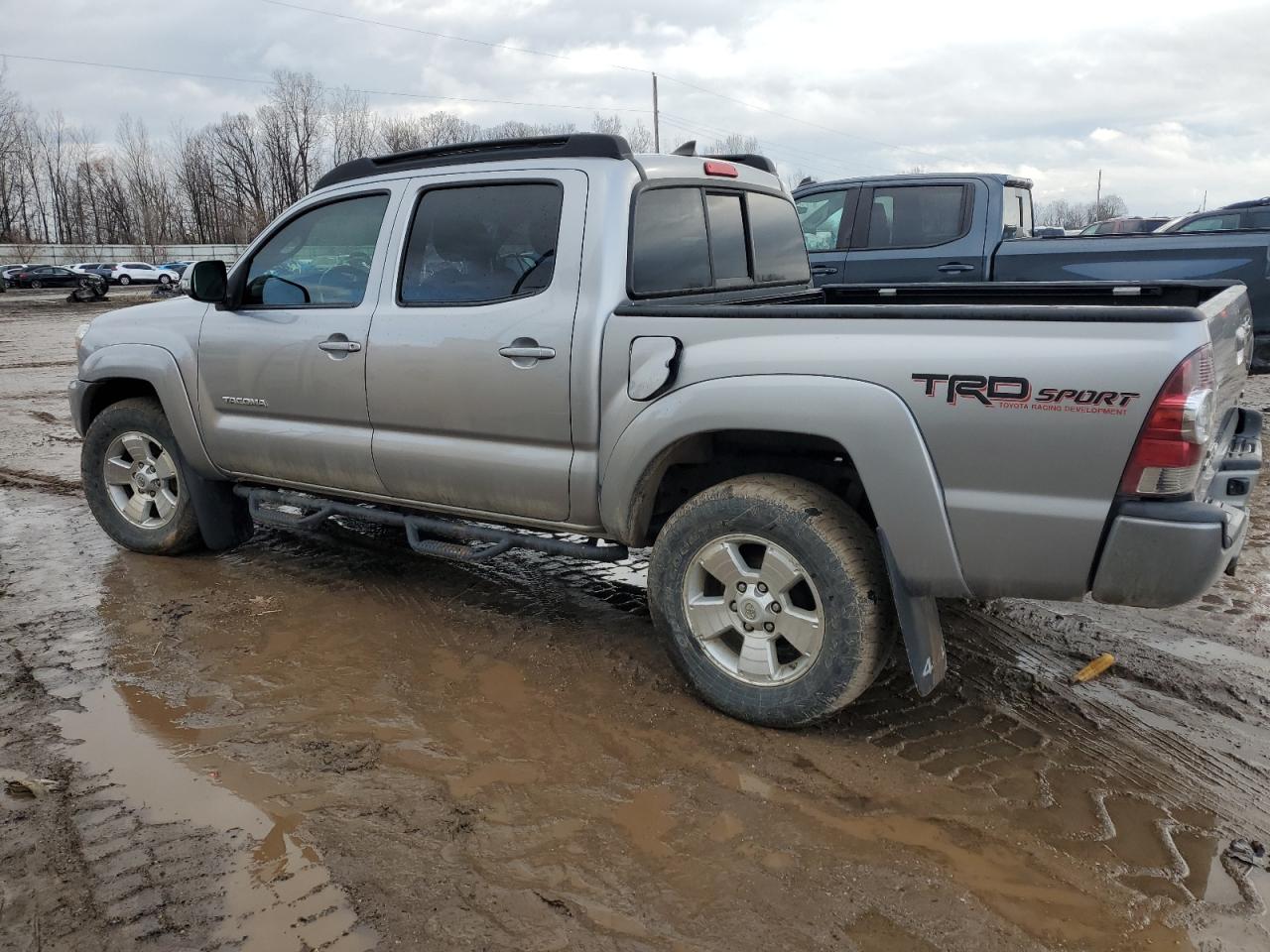 2014 Toyota Tacoma VIN 5TFLU4EN5EX093691 Copart auction photo, side damage thumbnail 2
